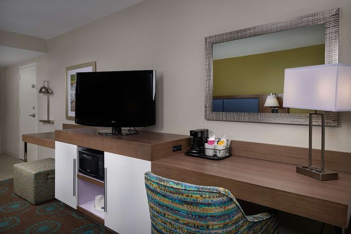 1 King Bed with Refrigerator, Microwave (11 of 29)