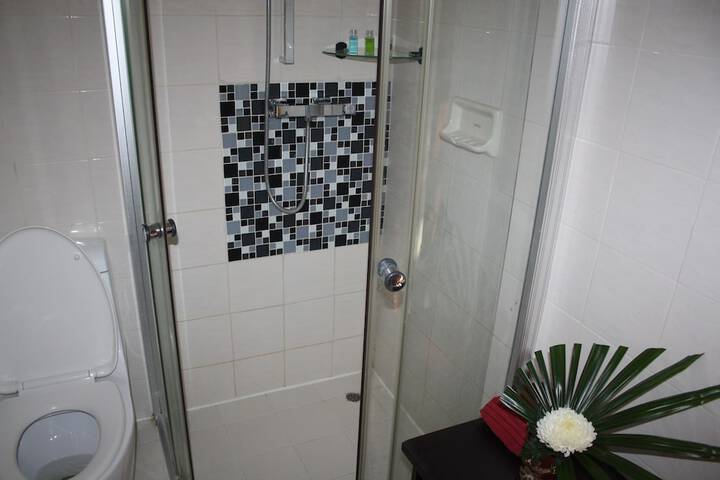 Room 70 of 159