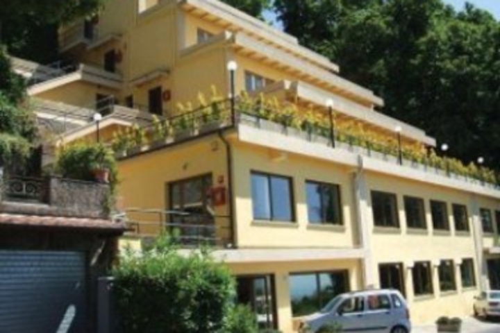 Exterior of VILLA DEL LAGO