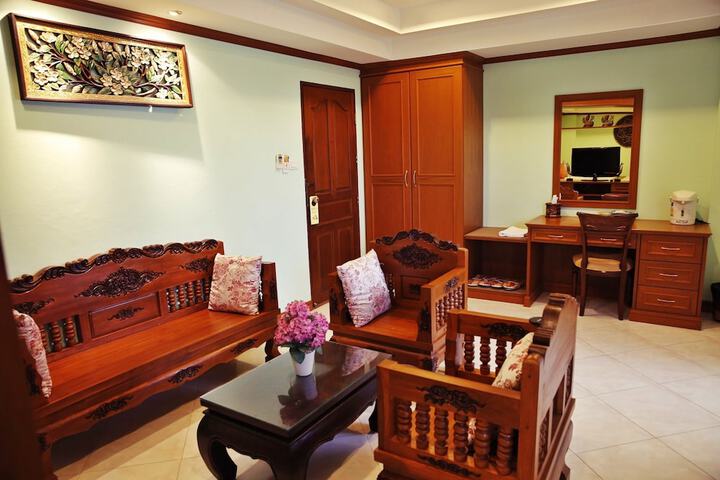 Room 30 of 72