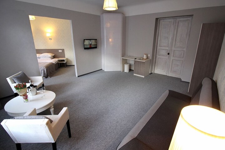 Room 15 of 46