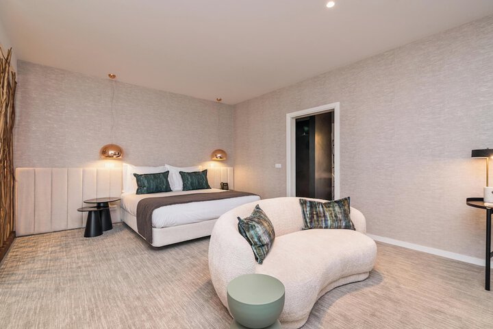 Room 20 of 52