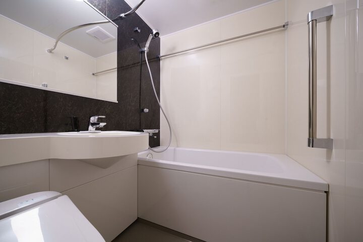Clean Restrooms