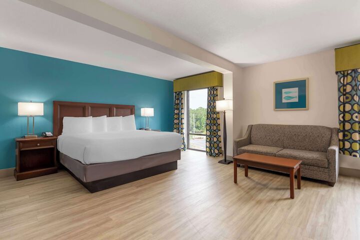 Room 12 of 31