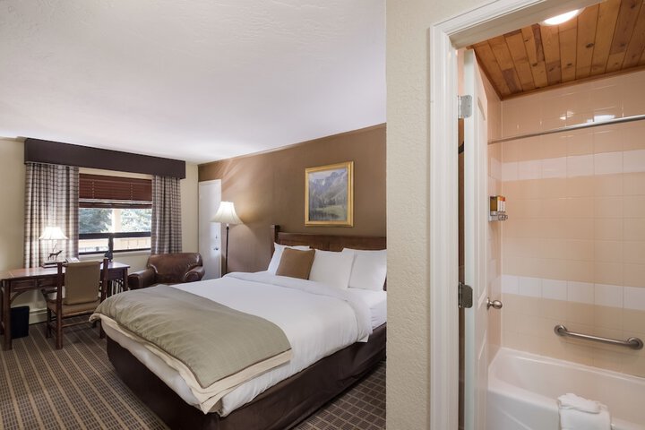 Room 18 of 60