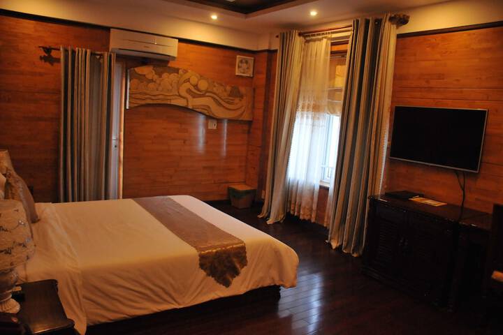 Room 10 of 35
