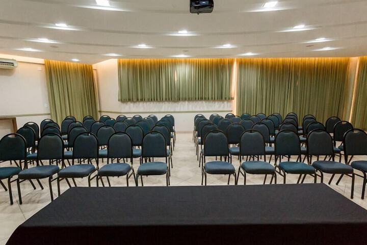 Ballroom/Hall 59 of 67