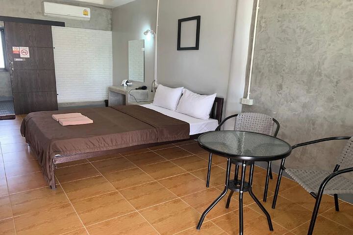 Room 12 of 95