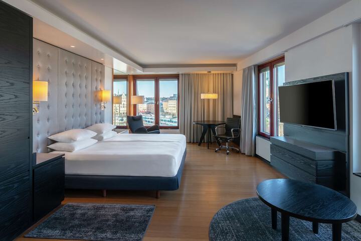 Room 40 of 167