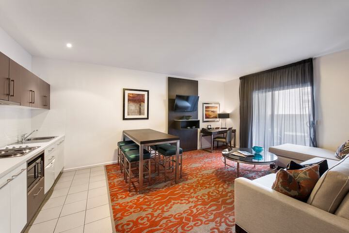 Room 14 of 36