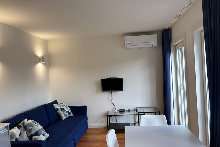Room 151 of 287