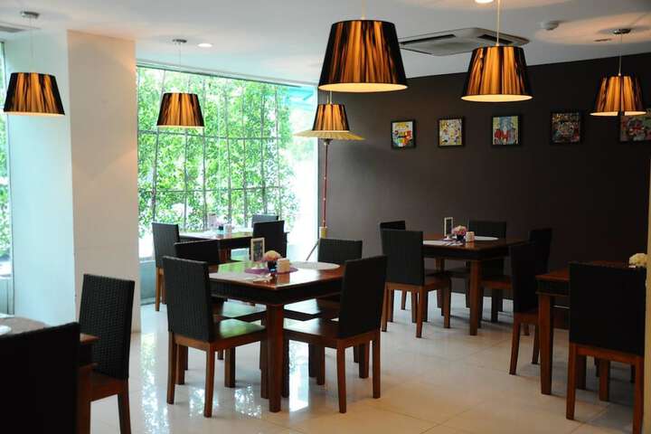 Dining Photos