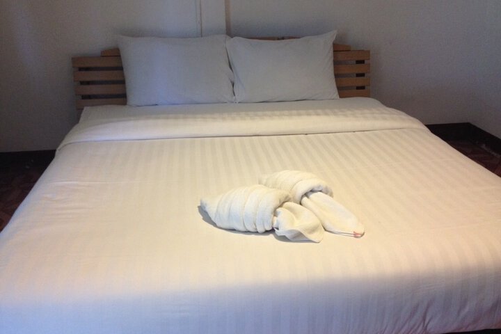 Room 10 of 72