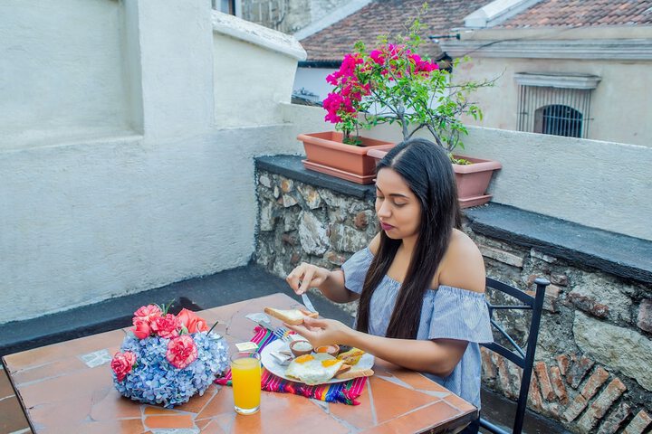 Dining 77 of 92