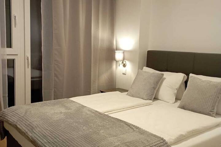 Room 5 of 57
