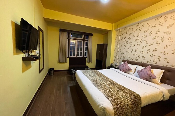 Room 4 of 29