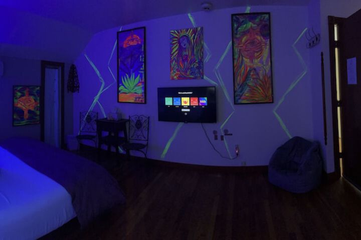 Room 21 of 105
