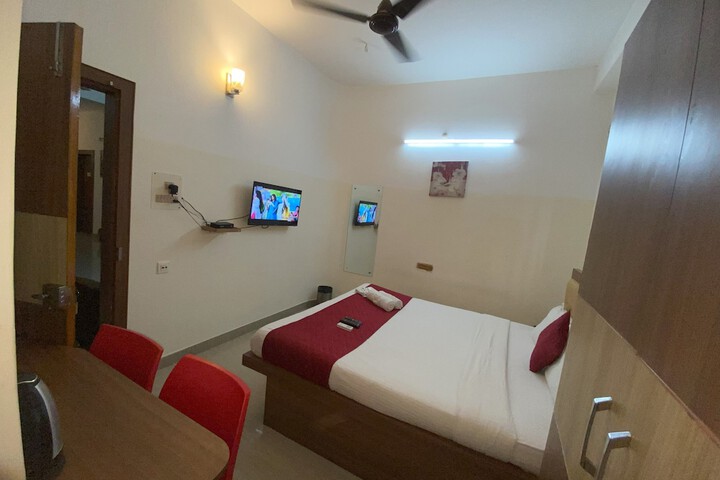 Room 41 of 94