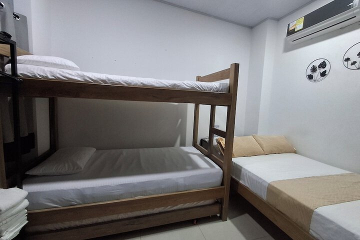 Room 32 of 95