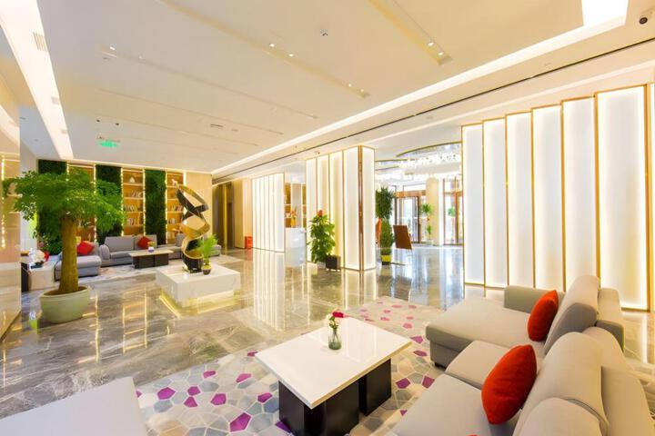Lavande Hotel Beijing Headquarters Base