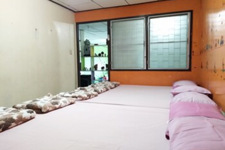 Room 26 of 50