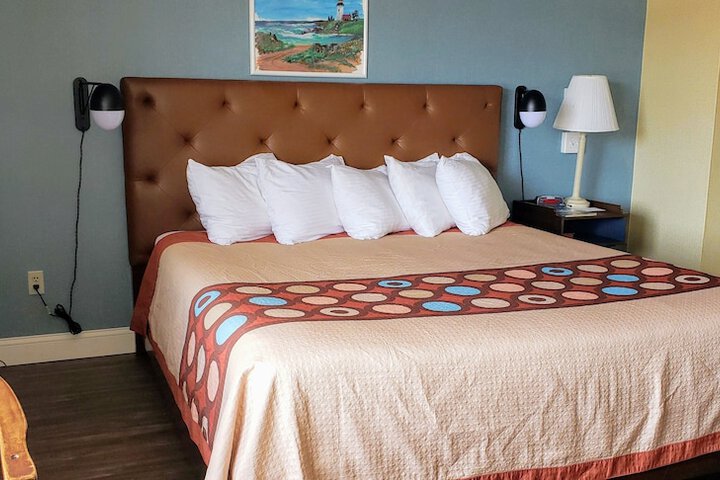 Deluxe 2 Queen Beds (6 of 13)