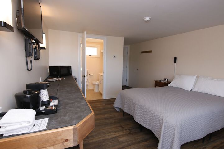 Room 25 of 26