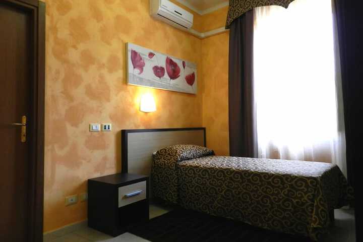 Room 11 of 61