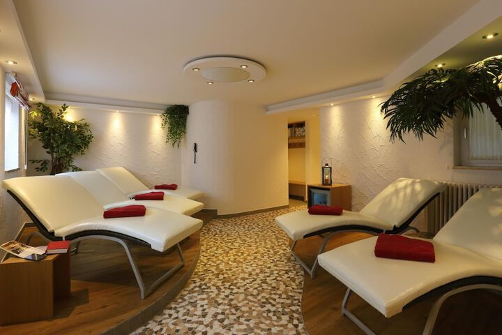 Spa 39 of 61
