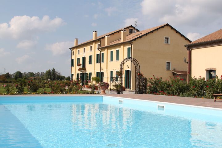 Agriturismo Millefiori Corte delle Rose in Rovigo