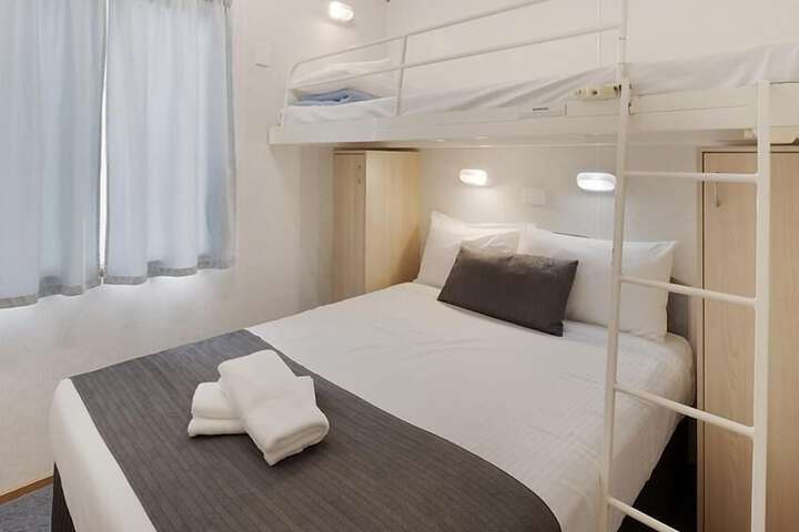 Room 20 of 97