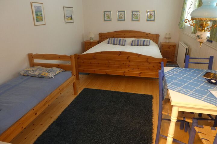 Room 7 of 73