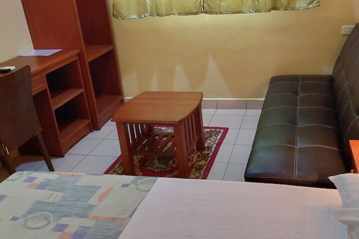 Room 11 of 20