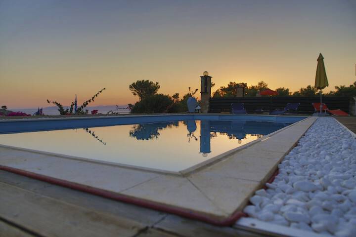 Hotel with Pool