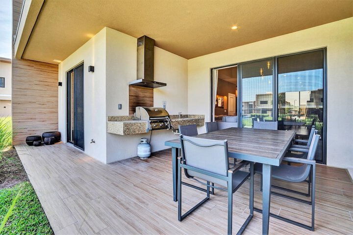Terrace/Patio 20 of 48