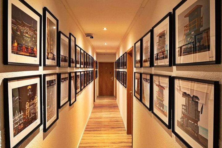 Ballroom/Hall 51 of 54