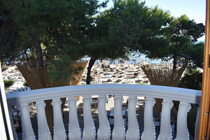 Terrace/Patio 18 of 38