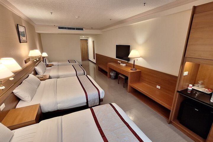 Room 43 of 74