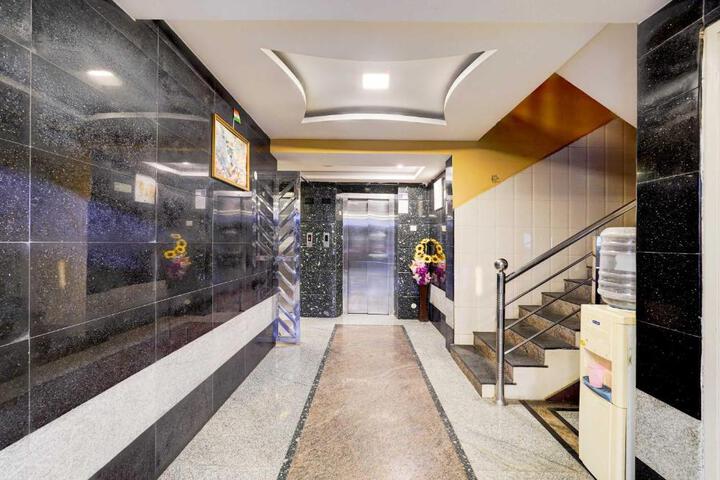 Townhouse Oak Pallikarani Near Balaji Dental College
