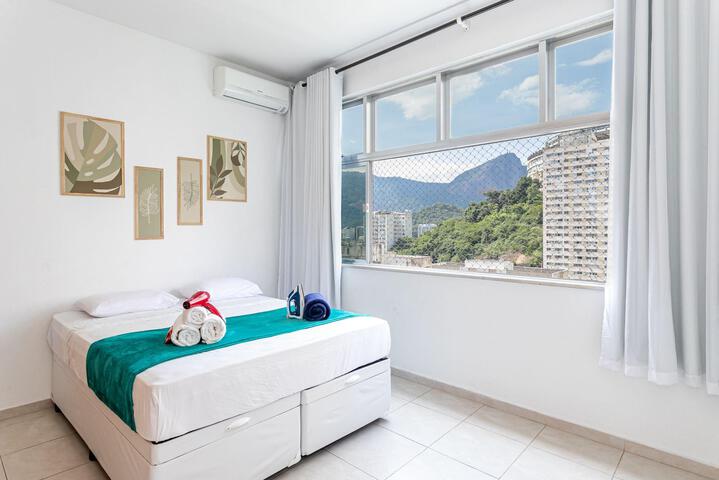 Room 2 of 49