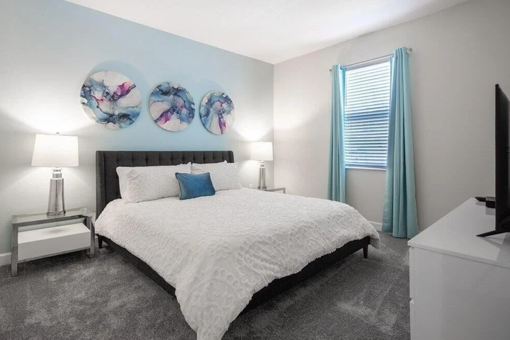 Room 5 of 27