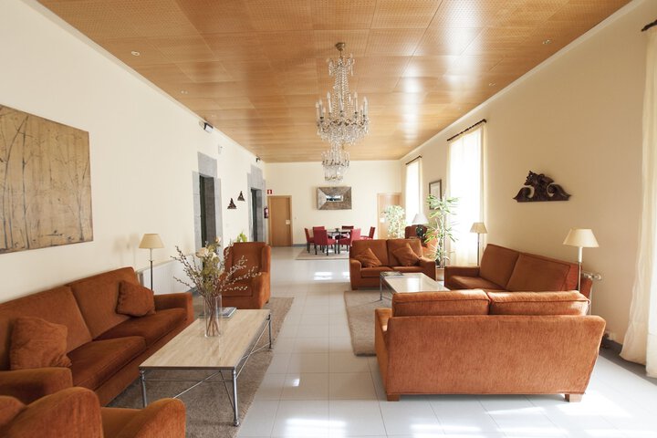Hotel Interior 3 of 27