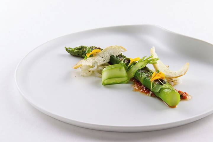 Dining 85 of 99