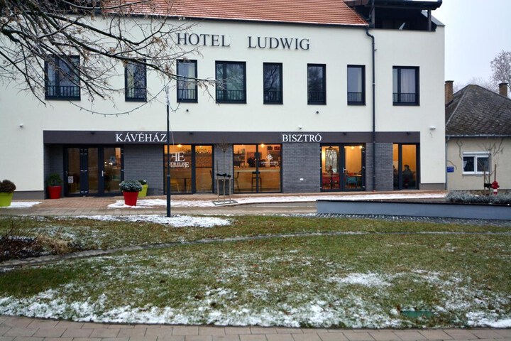 Hotel 61 of 62