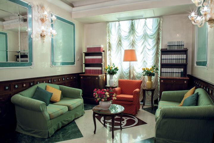 Hotel Lobby