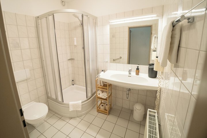 Room 20 of 29