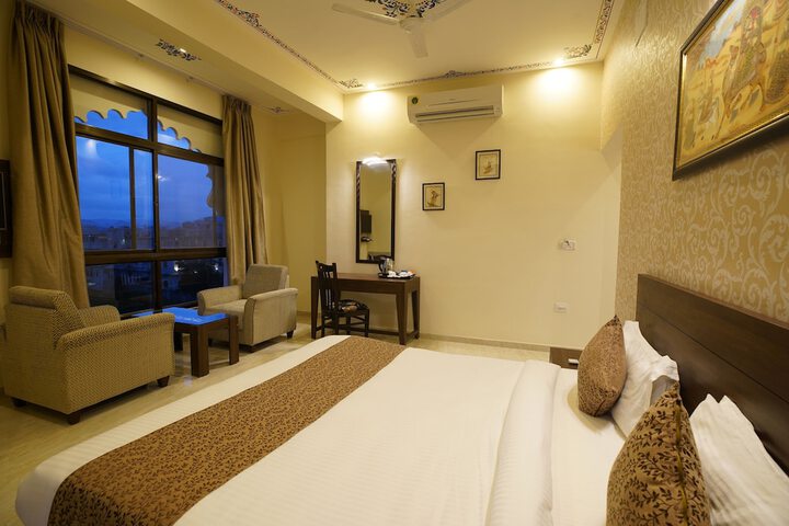 Room 10 of 49