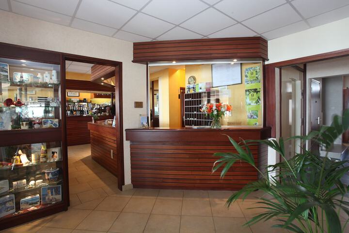 Hotel Interior 4 of 66