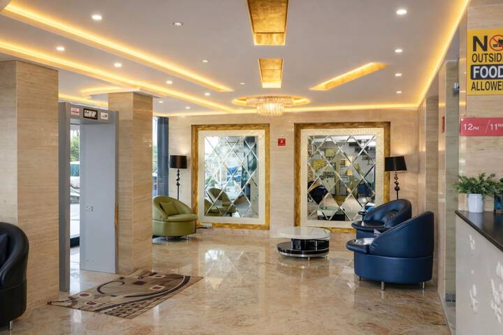 Hotel Lobby