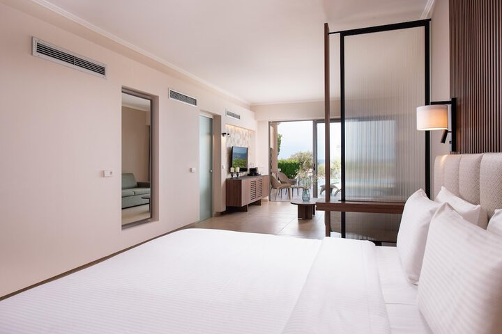 Room 41 of 283